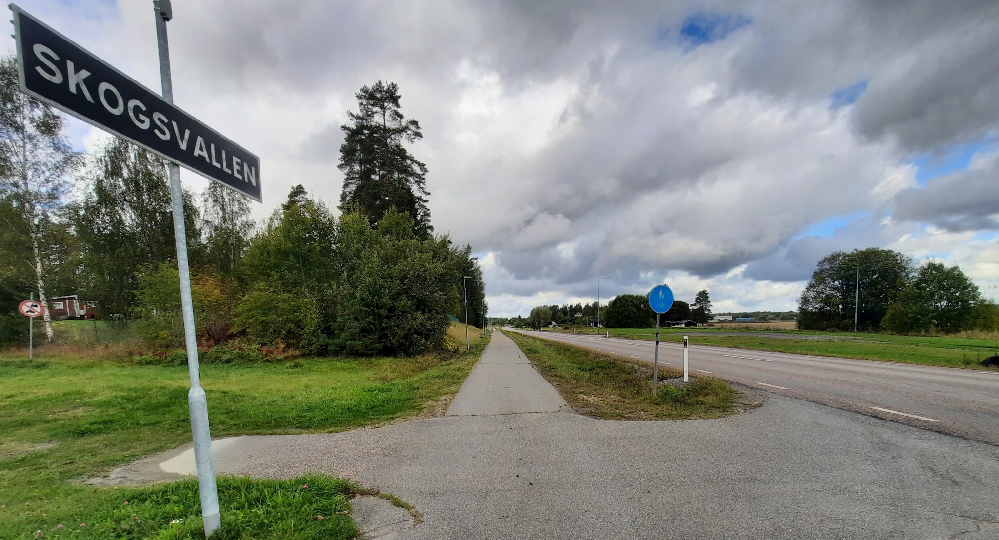 Cykelväg mellan Östervåla och Harbo