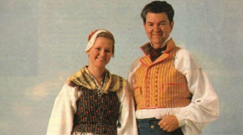 Folkdräktsmode lyfts i Harbo!