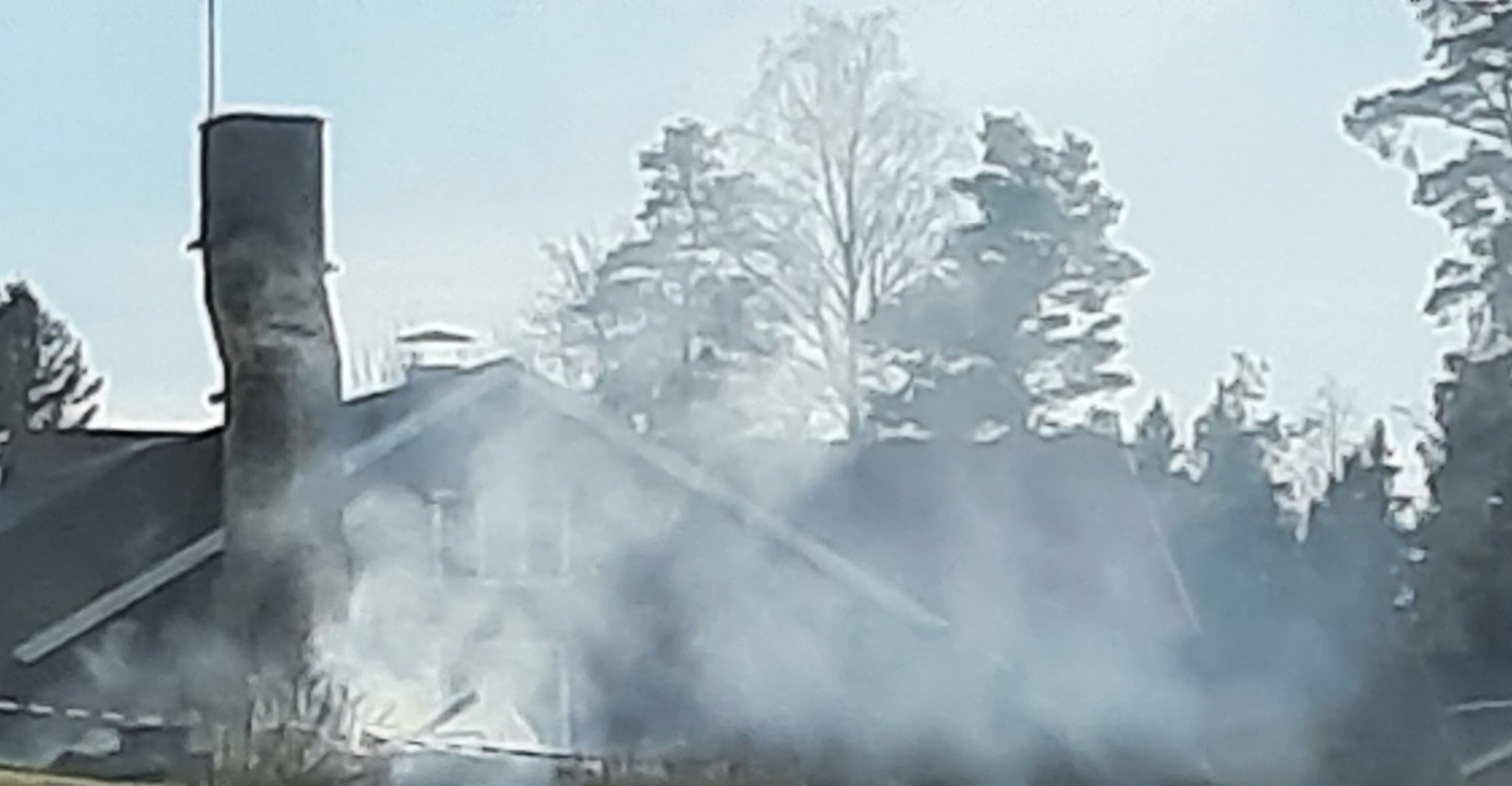 Torp nedbrunnet – person häktad