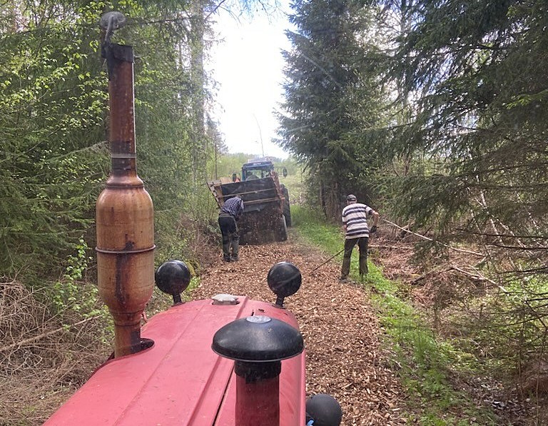 De rustar motionsspåret!