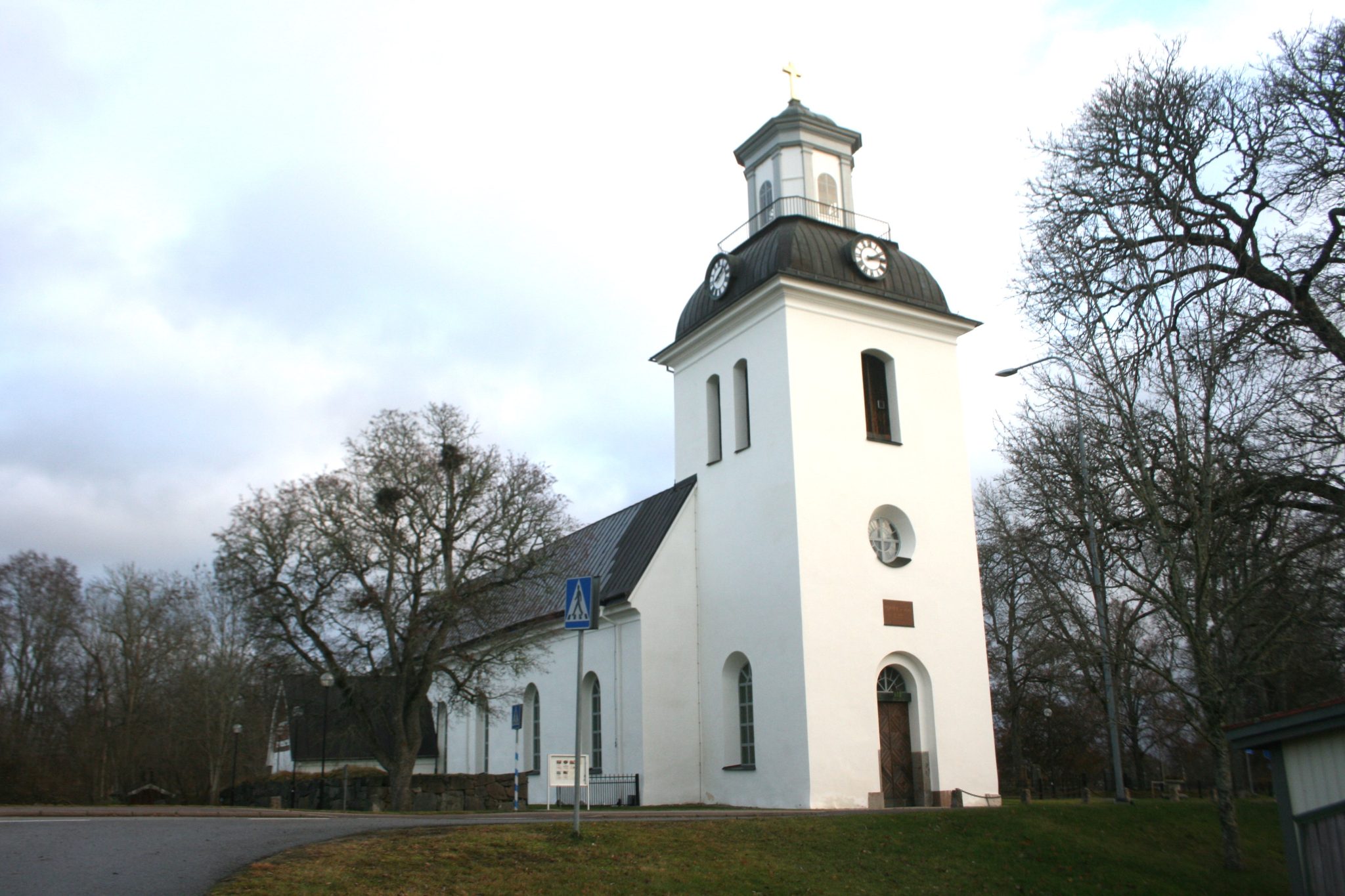 Vägkyrka i Östervåla!