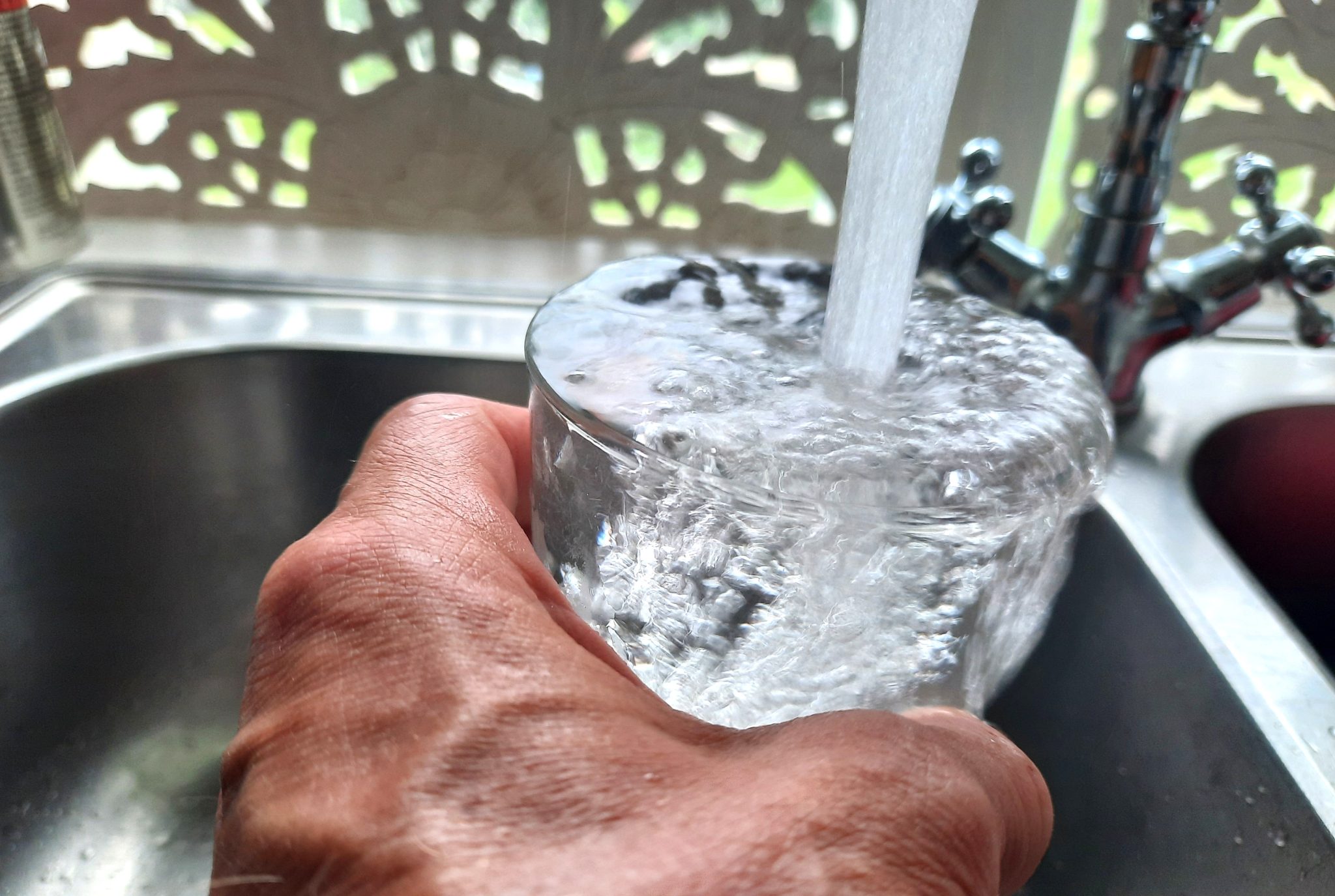 Rostbrunt vatten i kranen?