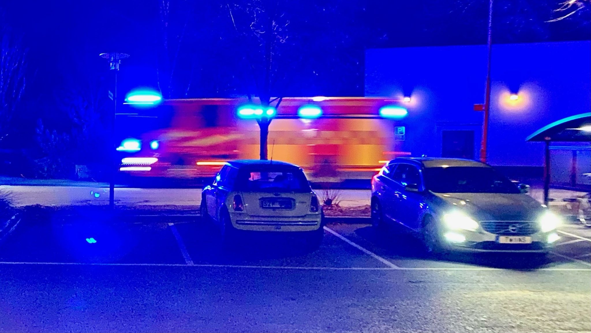 Brand raserade lantbruksbyggnad