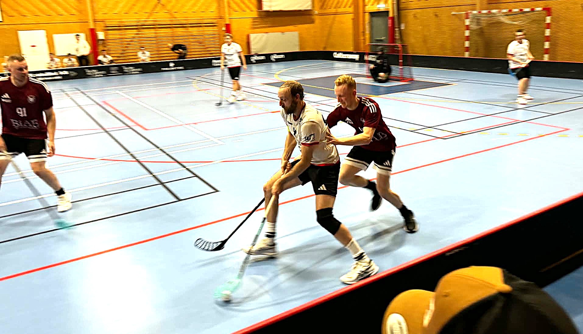 Wåhla föll efter mardrömsstart!